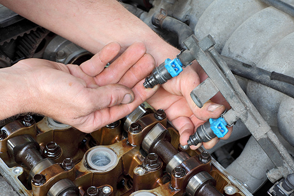 Fuel Injection System Maintenance - Best and Worst Practices | Crompton's Auto Care